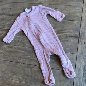 Kate quinn zipper footie